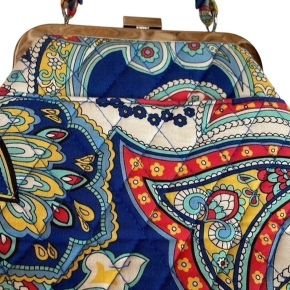 Vera Bradley Purse‎ - Picture 2 of 8